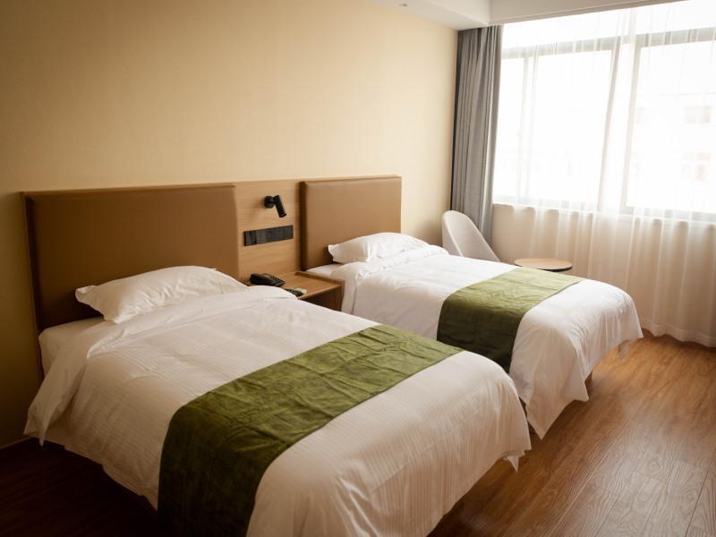 Шанхай: GreenTree Inn Suzhou Taicang City Renmin North Roa