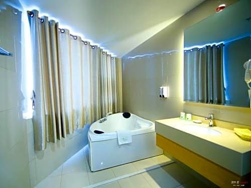 Уси: Vatica Wuxi Huishan District Western Shengan Road Baile Square Hotel