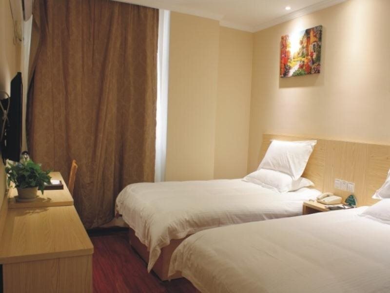 Шанхай: GreenTree Inn Shanghai Songjiang District Sijing Town Sijing Metro Station Express Hotel