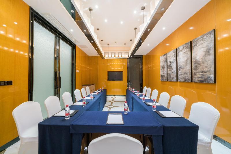 Тайчжоу: Madison Hotel Taizhou Jingqi