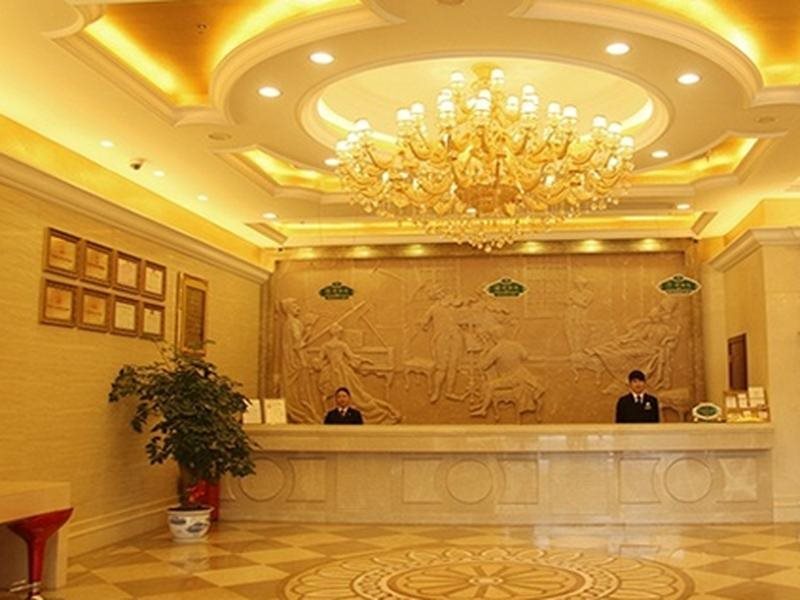 Vienna Hotel Shenzhen Fuyong Qiaotou Branch — фото 1