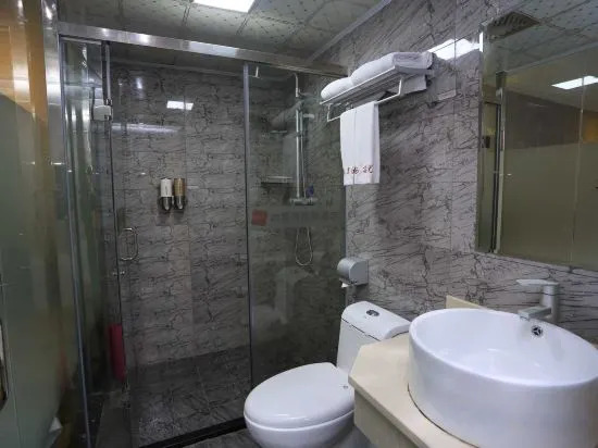 Шэньчжэнь: Thank U Hotel (Shenzhen Airport, Hourui Metro Station)