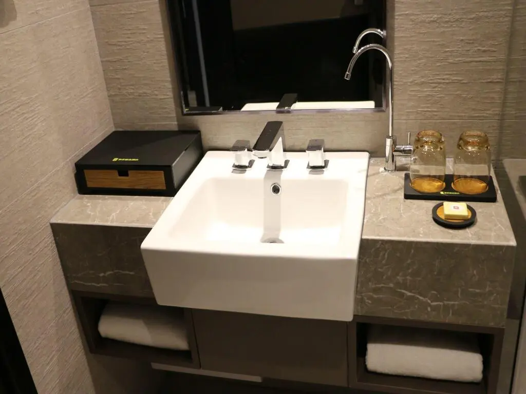 Шанхай: Отель Homeinn Plus Shanghai People Square East Jinling Road