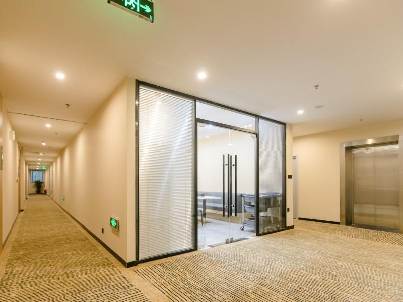 Уси: GreenTree Inn Express Wuxi Jiangyin Xuxiake Town