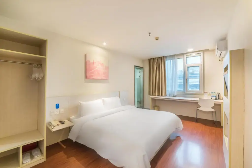 Ухань: Hanting Hotel (Wuhan guangbutun subway station store)