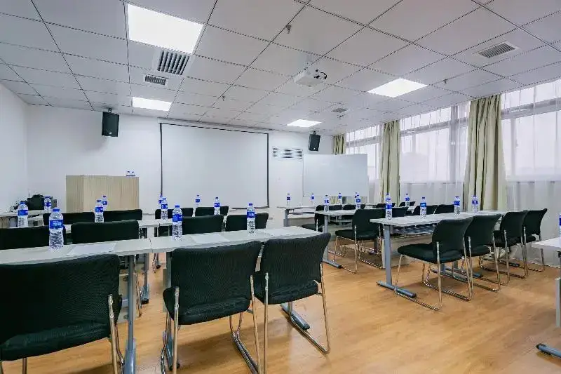 Сиань: Hanting Hotel Xi'an Changle Park Metro Station Bra