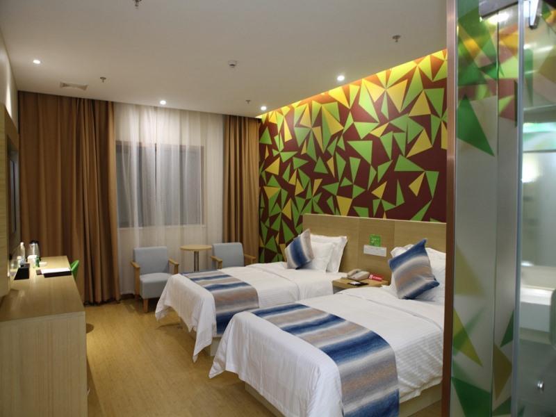 Уси: Vatica Wuxi Binhu District Civic Center Yangming Industrial Park Hotel