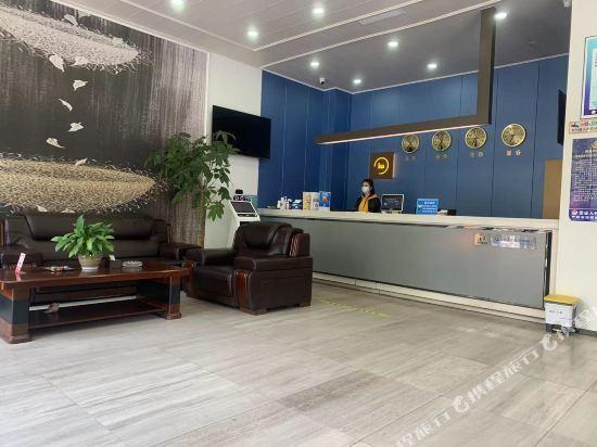 Цзыян: IU Hotel Chengdu Jianyang Xiongzhou Plaza Branch