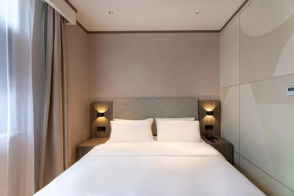 Уси: Hanting Hotel (Yixing Zhangzhu Town)