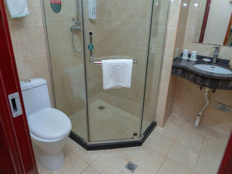 Таншань: GreenTree Inn Tangshan Huancheng Road South Ring and Fuxing Road Express Hotel