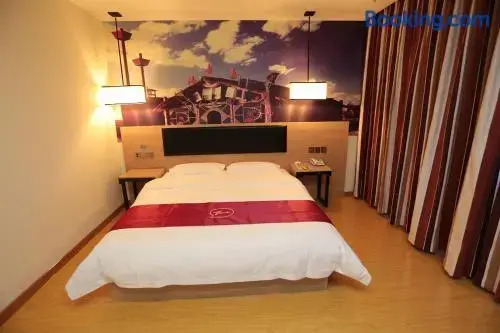 Иньчуань: Thank Inn Hotel Ningxia Yinchuan Xixia District To
