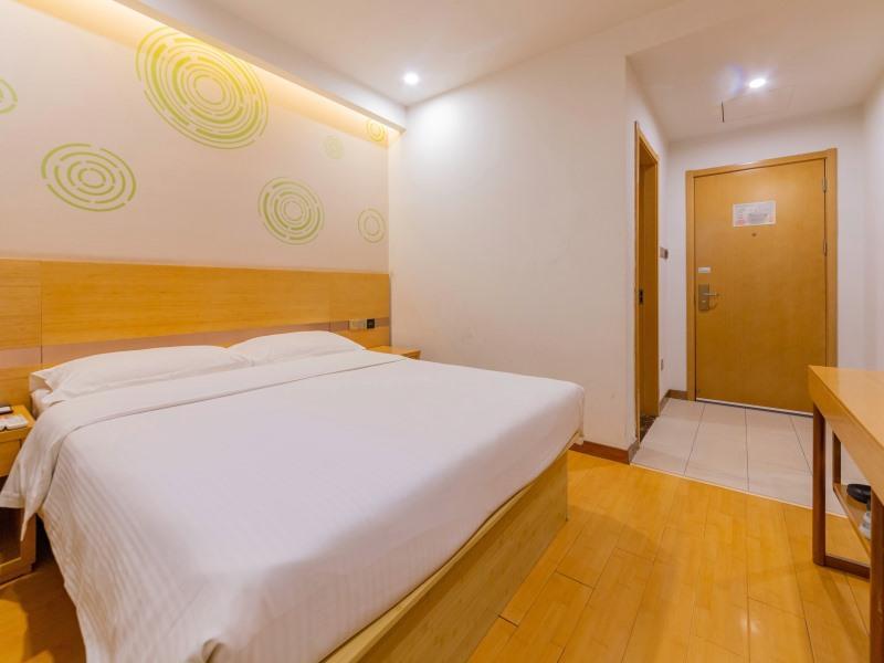Сиань: GreenTree Inn Xi'an Railway Station Express Hotel
