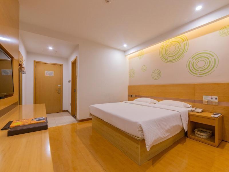Сиань: GreenTree Inn Xi'an Railway Station Express Hotel