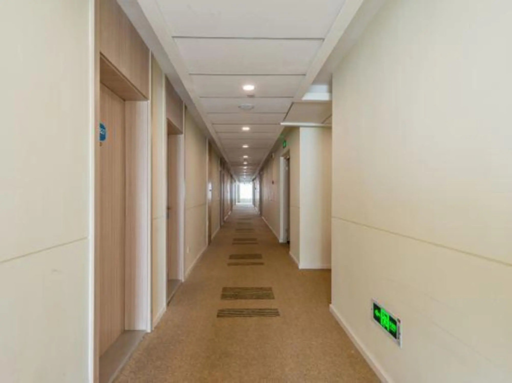 Чжэнчжоу: Hanting Hotel (Zhengzhou West sailing Road Branch)