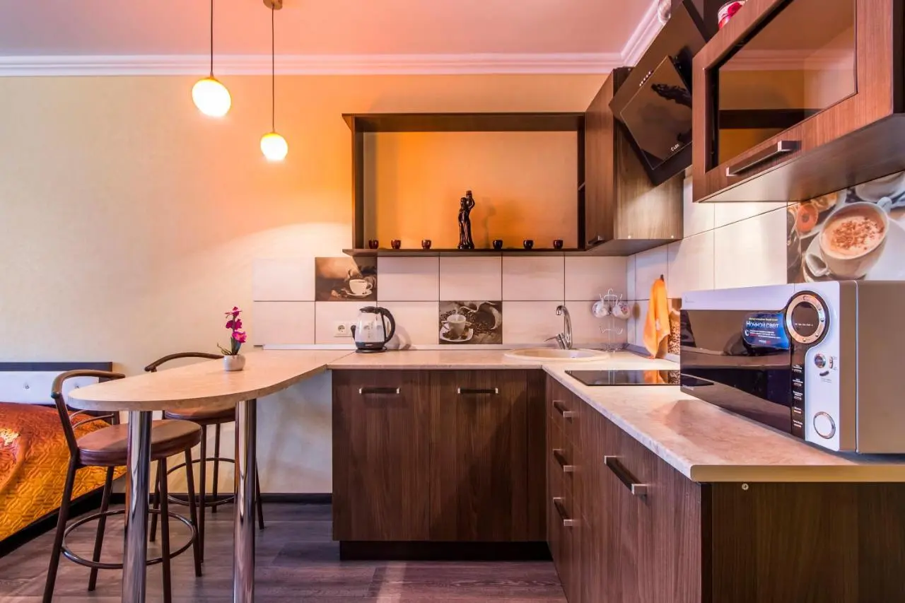 Краснодар: Apartment on Selezneva 4/13