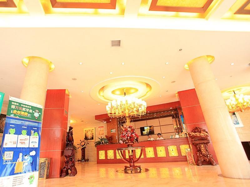 Сяоган: Greentree Inn Fuzhou Dongxiang County Longshan Exp