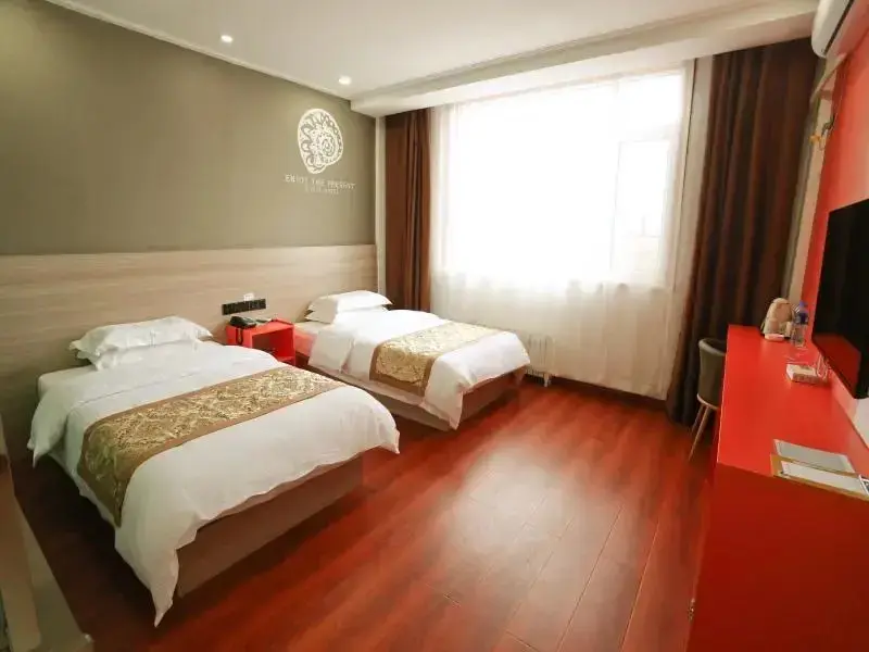 Синьчжоу: Shell Xinzhou Xinfu District Railway Station Hotel