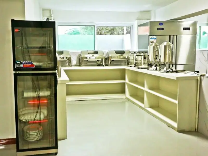 Синьчжоу: Shell Xinzhou Xinfu District Railway Station Hotel