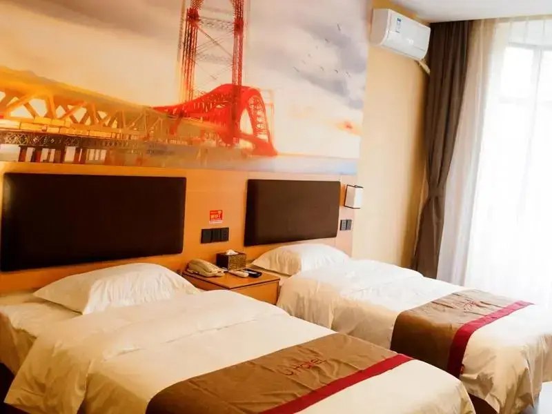 Ксучанг: Thank Inn Plus Hotel Henan Xuchang Yuzhou City Binhe Road (Adults only)