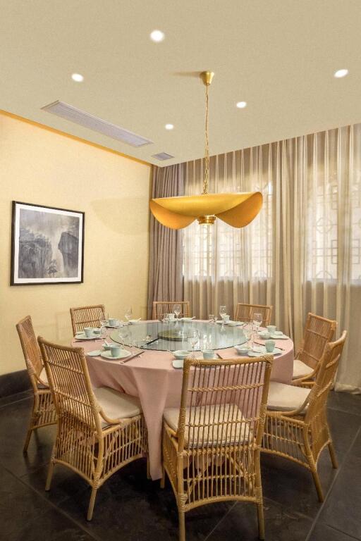 Сюйчжоу: Blossom Hill Hotel Xuzhou Huilongwo