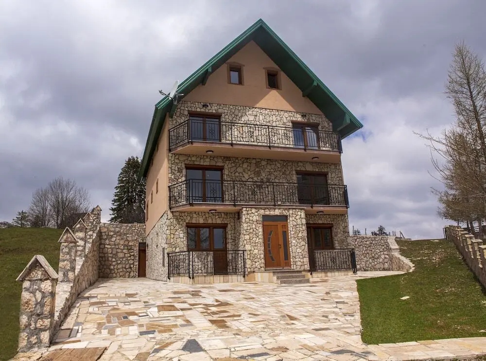 Жабляк: Villa Das