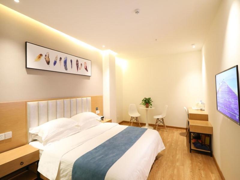 Чжэнчжоу: Shell Xinzheng Airport Port Huaxia Avenue Hotel
