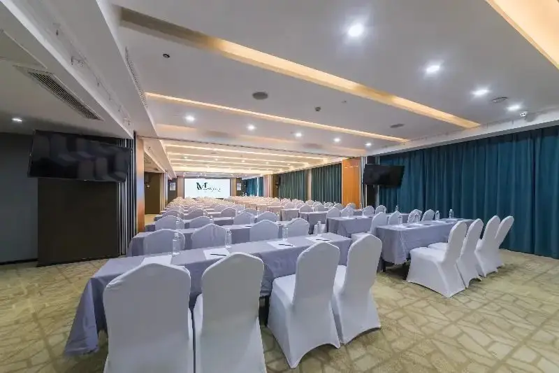 Чжэнчжоу: Madison Hotel Zhengzhou East Station Cbd Conventio