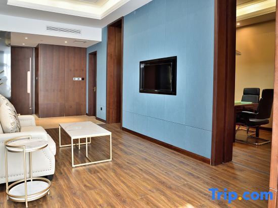 Чжэнчжоу: Madison Hotel Zhengzhou Erqi Plaza