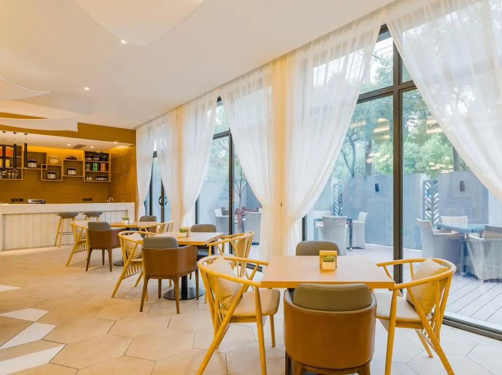 Ханчжоу: Atour Light Hotel Westlake Fengqi Road Hangzhou