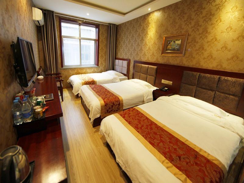 Динси: Shell Dingxi Railway Station Hotel