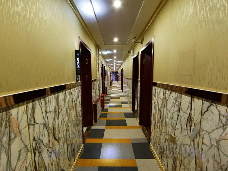 Динси: Shell Dingxi Railway Station Hotel