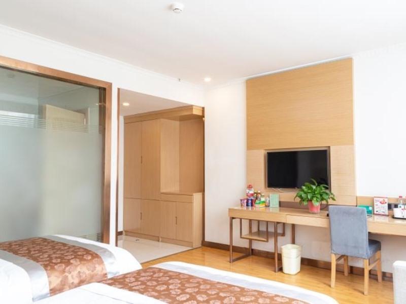 Хэцзо: GreenTree Inn Gannan Hezuo Pedestrian Street Express Hotel