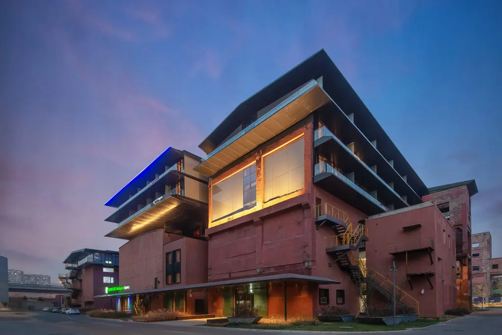 Пекин: Holiday Inn Express Beijing Shijingshan Lakeview, an IHG Hotel