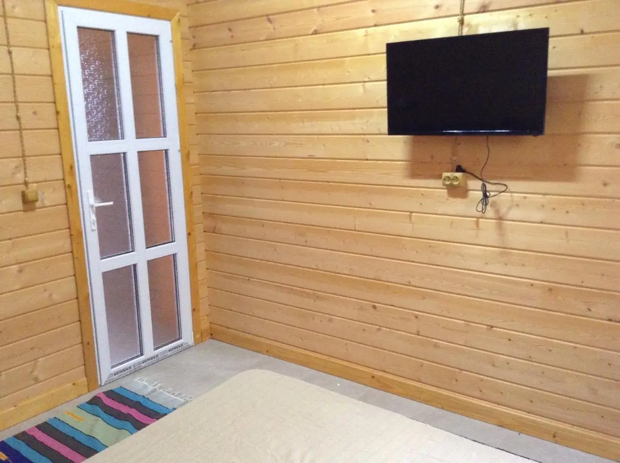 Кучугуры: Holiday home Patio Azov
