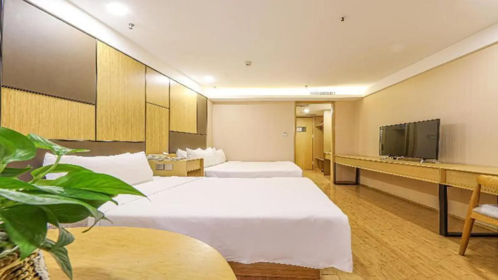 Харбин: Ji Hotel (Harbin Central Street, Saint Sophia Cath