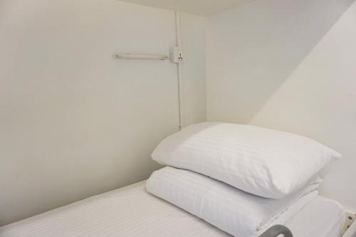 Гонконг: Hi Backpackers - Hong Kong Hostel Group