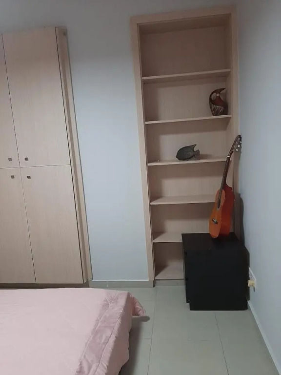 Дромолаксия: Universe House