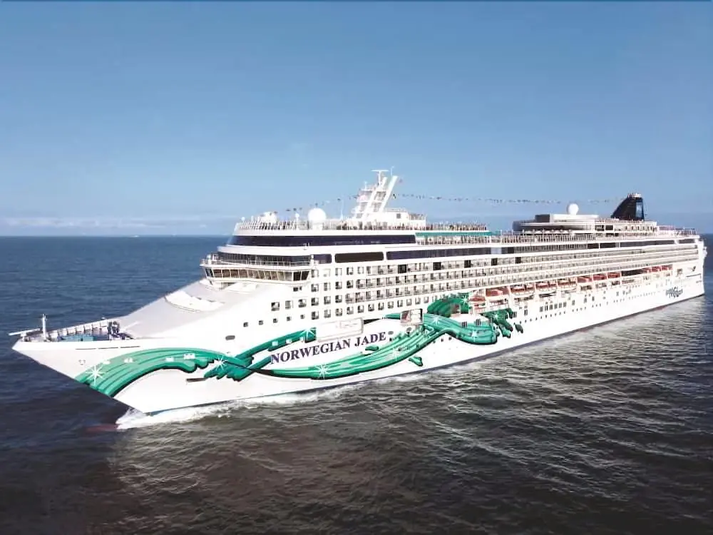 Сочи: Norwegian Jade Cruise Ship