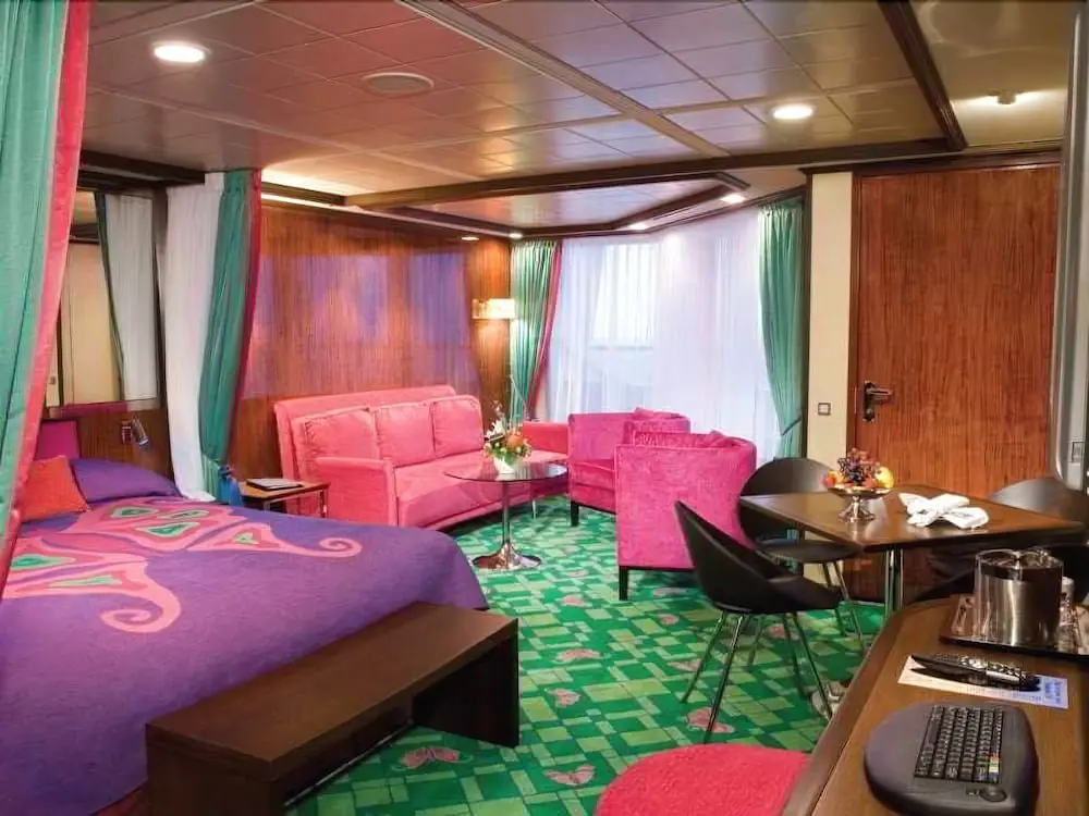 Сочи: Norwegian Jade Cruise Ship