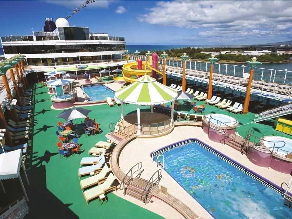 Сочи: Norwegian Jade Cruise Ship