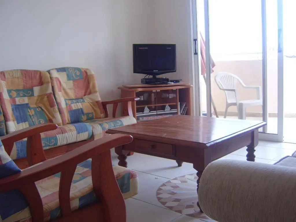 Лекара: Larnaca, Pervolia 1 bedroom seaside apartment