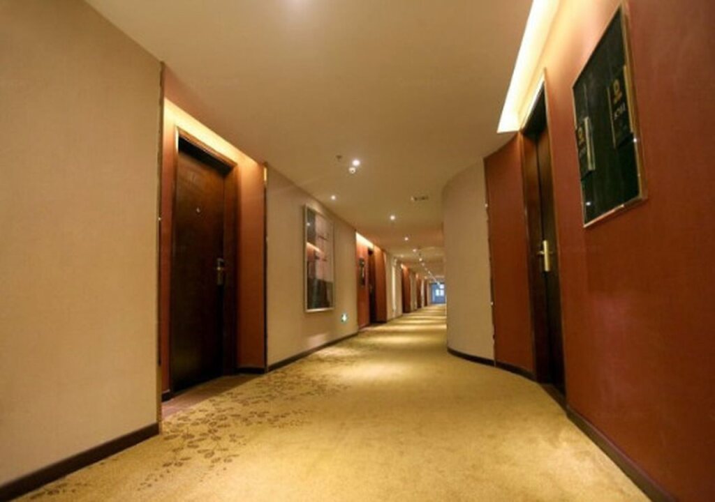 Гуанчжоу: Super 8 Hotel Guangzhou Baiyun Avenue North Metro Station