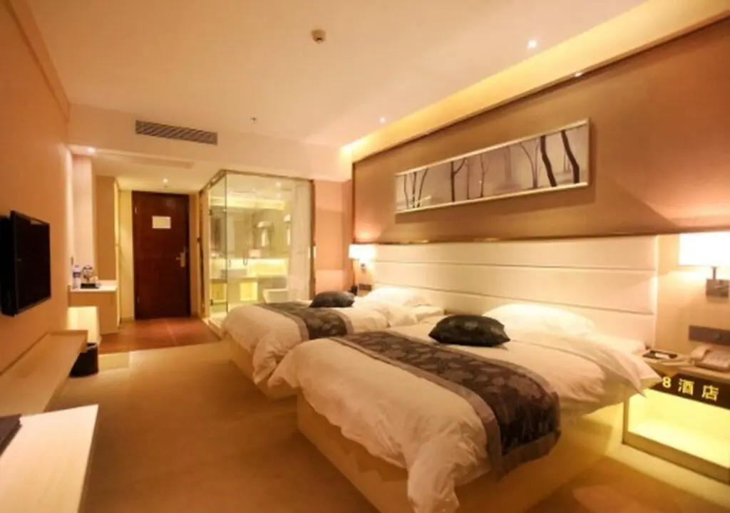 Гуанчжоу: Super 8 Hotel Guangzhou Baiyun Avenue North Metro Station