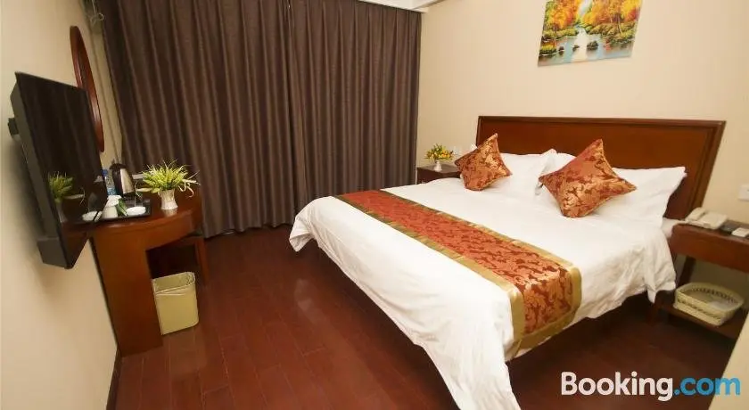 Наньтун: GreenTree Inn Express Nantong Development Zone Guibiyuan