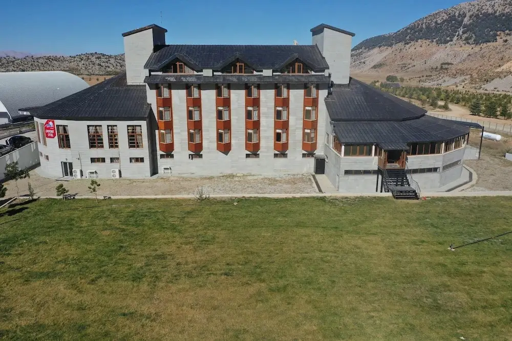 Испарта: West Davraz Hotel