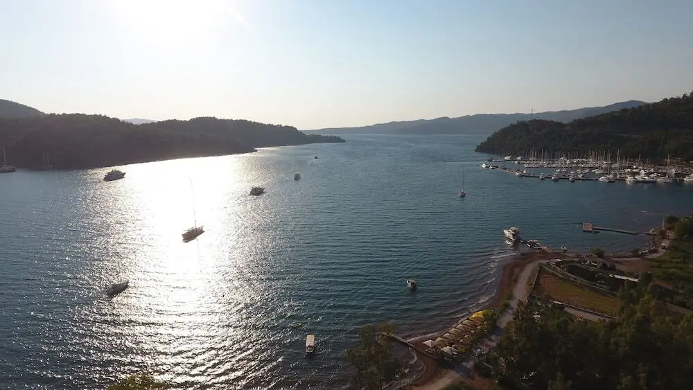Орхание: Marimare Beach & Bungalow Hotel