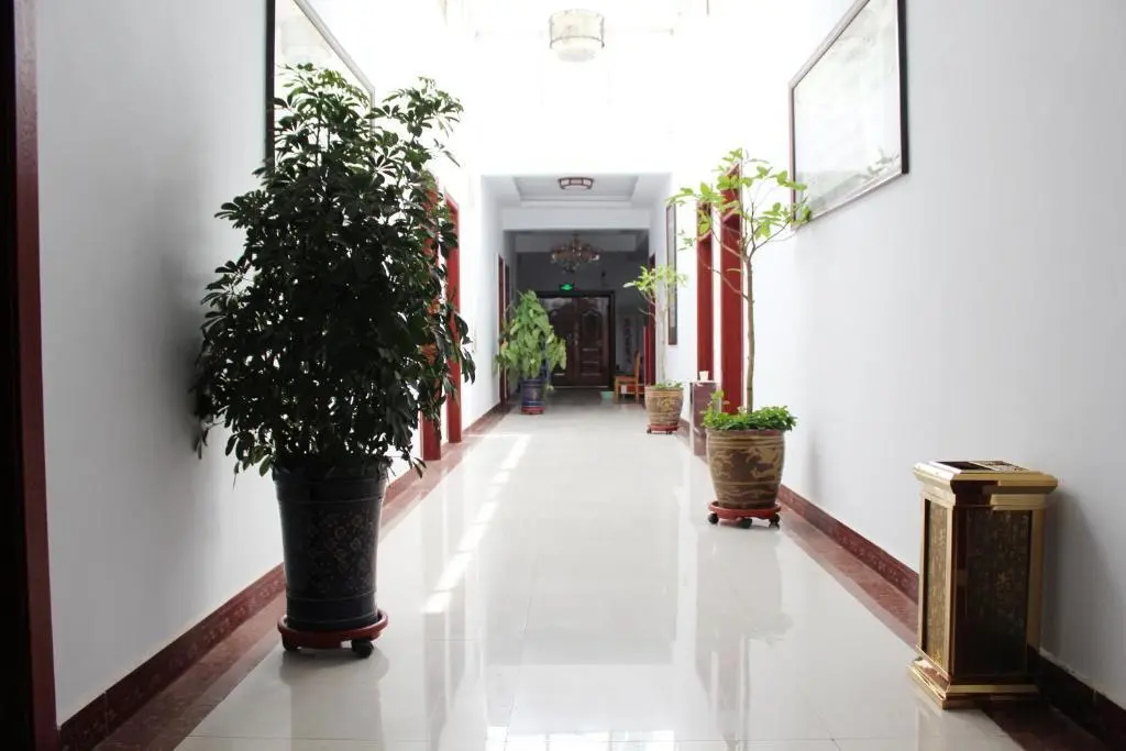 Цзюцюань: Dunhuang Happy Yijia Guest House