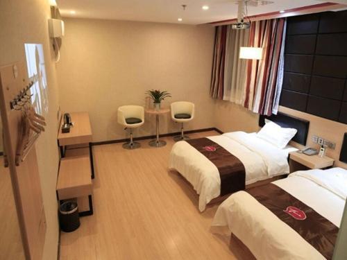 Яншо: Thank Inn Chain Hotel Guangxi Guilin West Yangshou Road