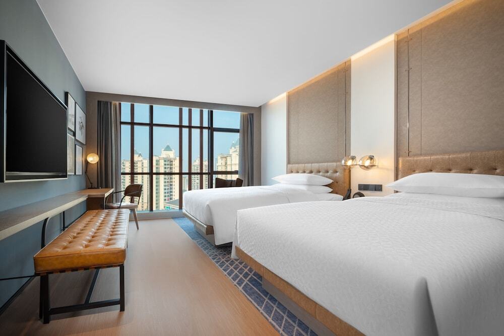 Чунцин: Four Points by Sheraton Chongqing, Yongchuan