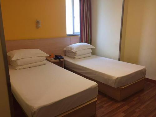 Пекин: 7Days Inn Beijing Xueyuan Road Liudaokou Subway Station